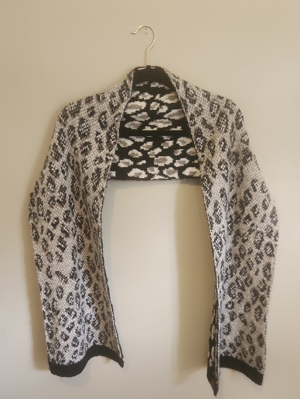 Reversible Leopard Print Scarf